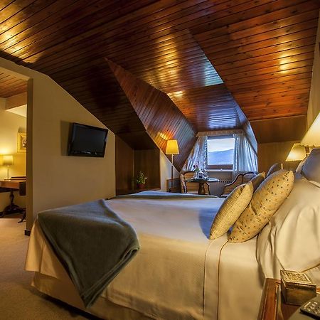 El Castell De Ciutat - Relais & Chateaux Сео-де-Уржель Экстерьер фото