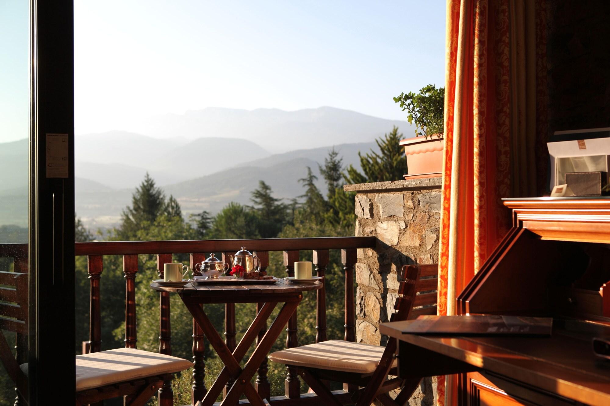 El Castell De Ciutat - Relais & Chateaux Сео-де-Уржель Экстерьер фото