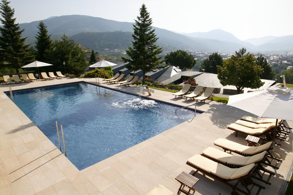 El Castell De Ciutat - Relais & Chateaux Сео-де-Уржель Экстерьер фото